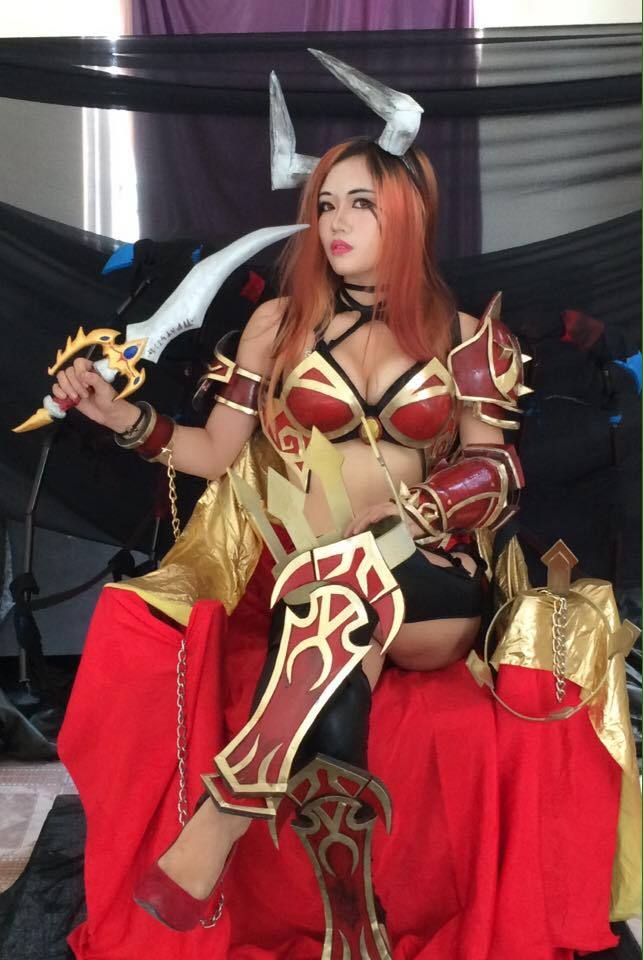 《性火坑乳燕》hd